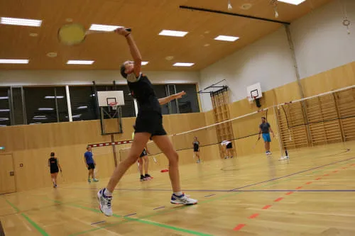 Kindertrainer-und-Helfer-gesucht Kindertrainer-und-Helfer-gesucht